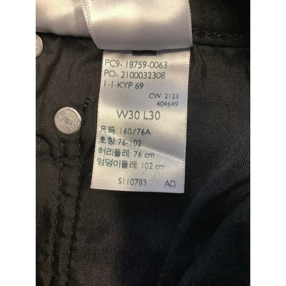 Levi's Women's 30 Soft Black 725 High Rise Bootcut Jeans Denim Stretch M37-22 - Picture 8 of 8